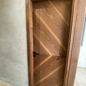 porte de Chambre Semi massif contreplaqué 2 face Noyer  largeur 90cm hauteur 2.2m